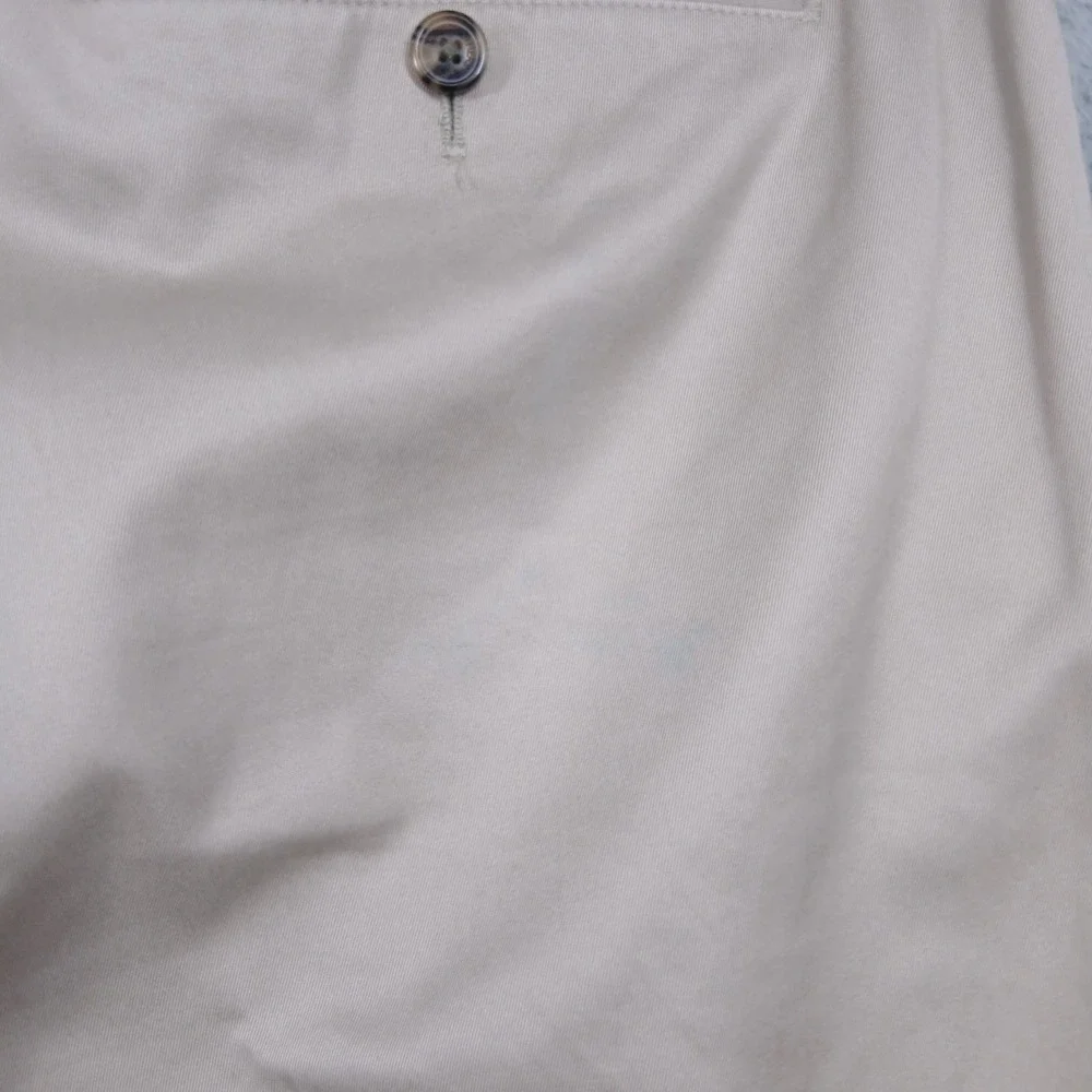 Brooks Brothers Men's W38 L32 Khaki Milano Fit Lightweight‎ Chino Pants